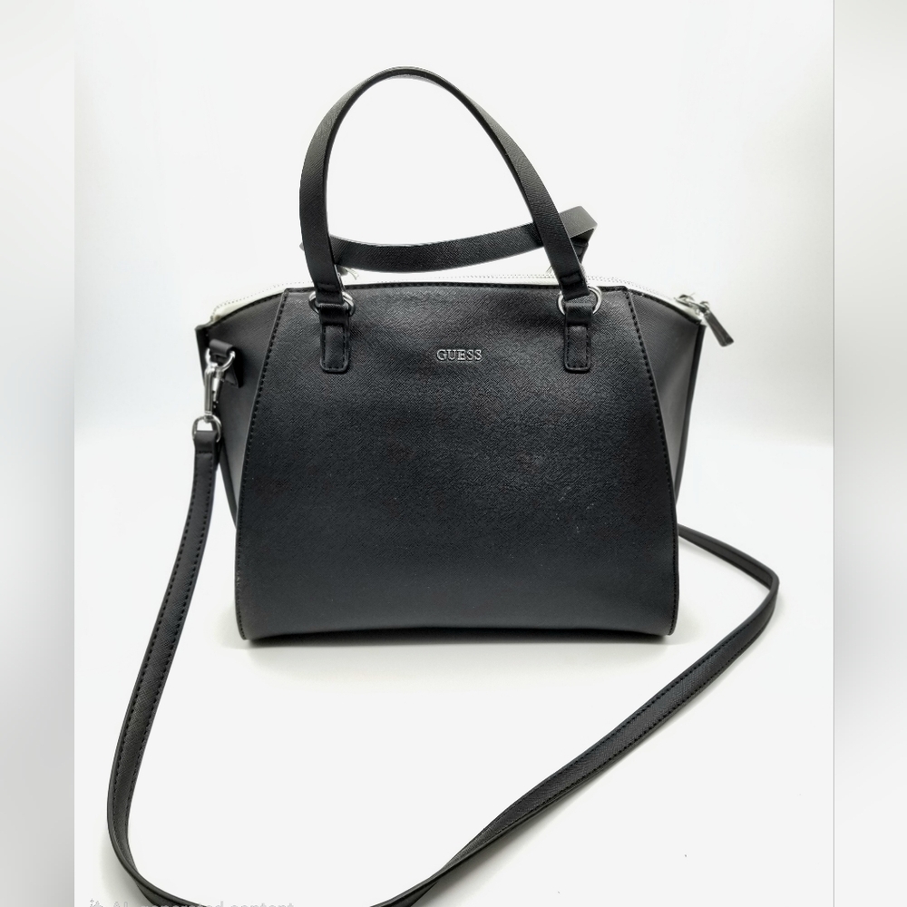 NWOT Guess Black & White Satchal Crossbody Purse Handbag Shoulder Bag